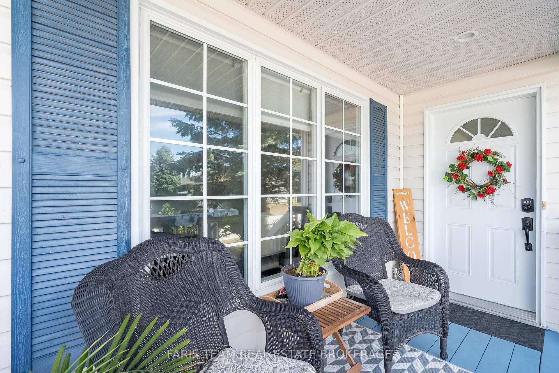 Photo 3 of 61 Pennsylvania Avenue, Wasaga Beach — HOMEH