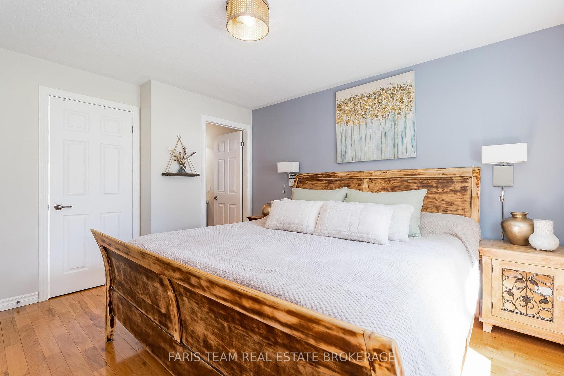 Photo 15 of 61 Pennsylvania Avenue, Wasaga Beach — HOMEH