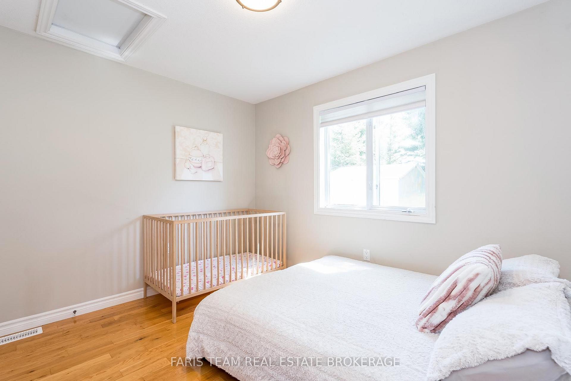 Photo 17 of 61 Pennsylvania Avenue, Wasaga Beach — HOMEH