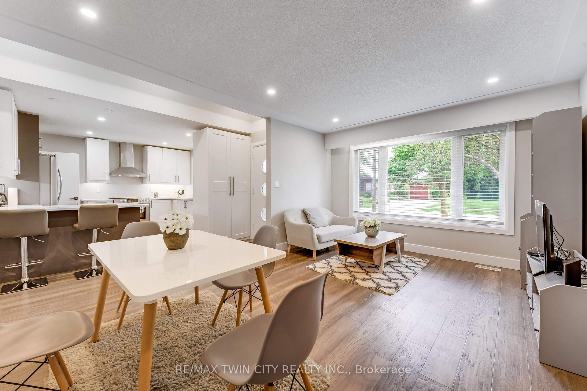 Photo 6 of 106 Kenneth Avenue, Kitchener, Stanley Park — HOMEH