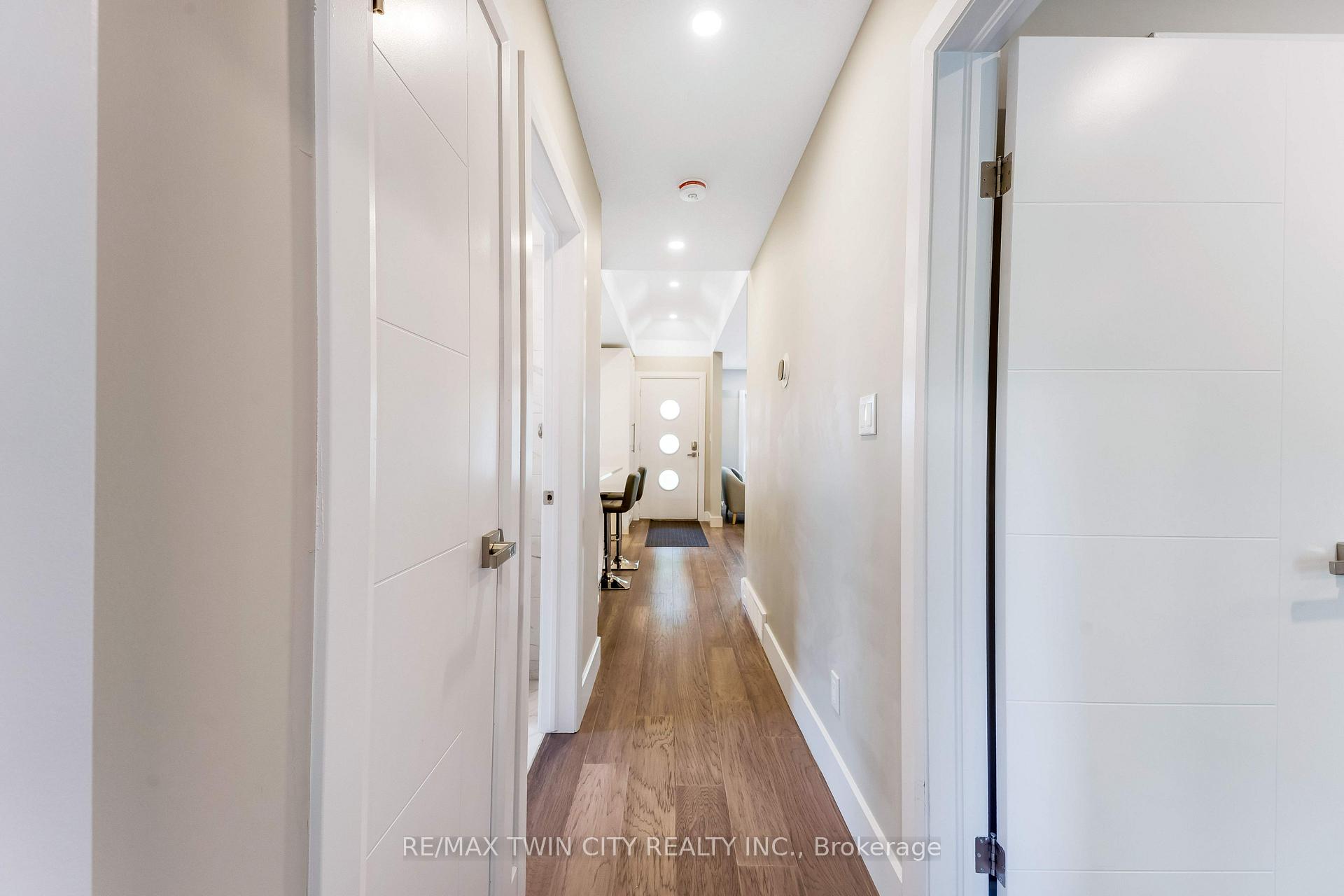Photo 16 of 106 Kenneth Avenue, Kitchener, Stanley Park — HOMEH