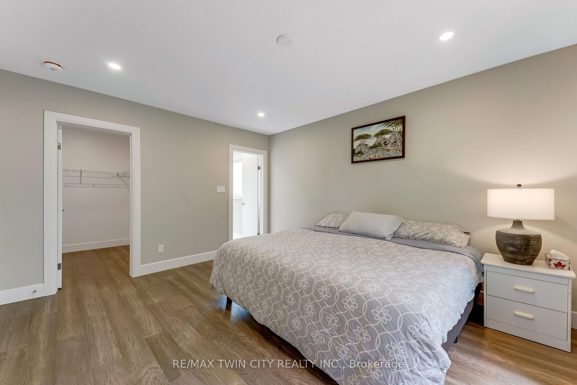 Photo 20 of 106 Kenneth Avenue, Kitchener, Stanley Park — HOMEH
