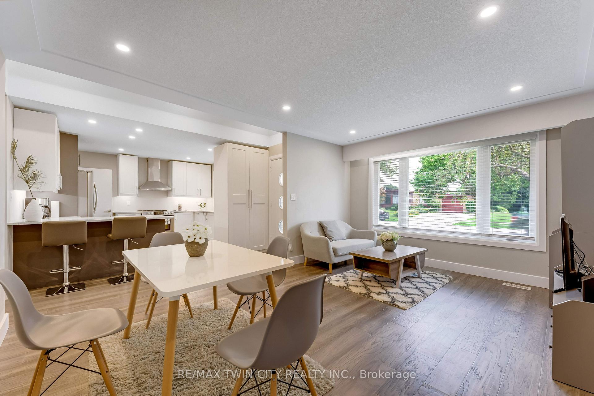 Photo 27 of 106 Kenneth Avenue, Kitchener, Stanley Park — HOMEH
