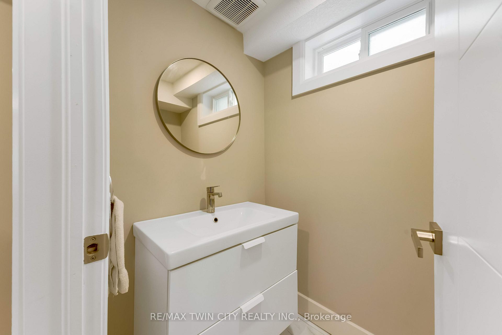 Photo 35 of 106 Kenneth Avenue, Kitchener, Stanley Park — HOMEH