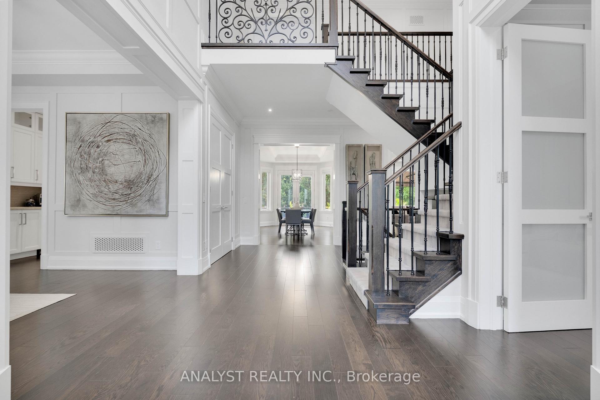 Photo 3 of 106 Donhill Crescent, Vaughan, Kleinburg — HOMEH