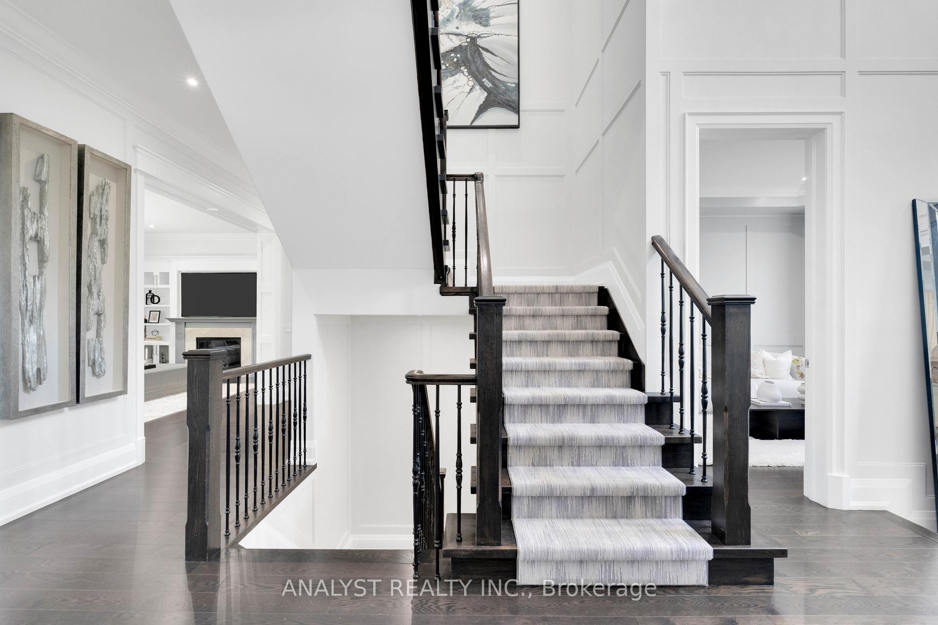 Photo 17 of 106 Donhill Crescent, Vaughan, Kleinburg — HOMEH