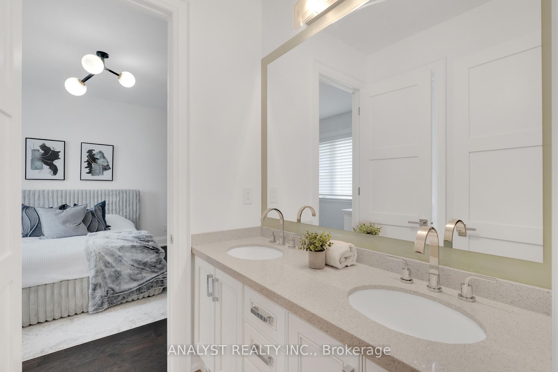 Photo 26 of 106 Donhill Crescent, Vaughan, Kleinburg — HOMEH