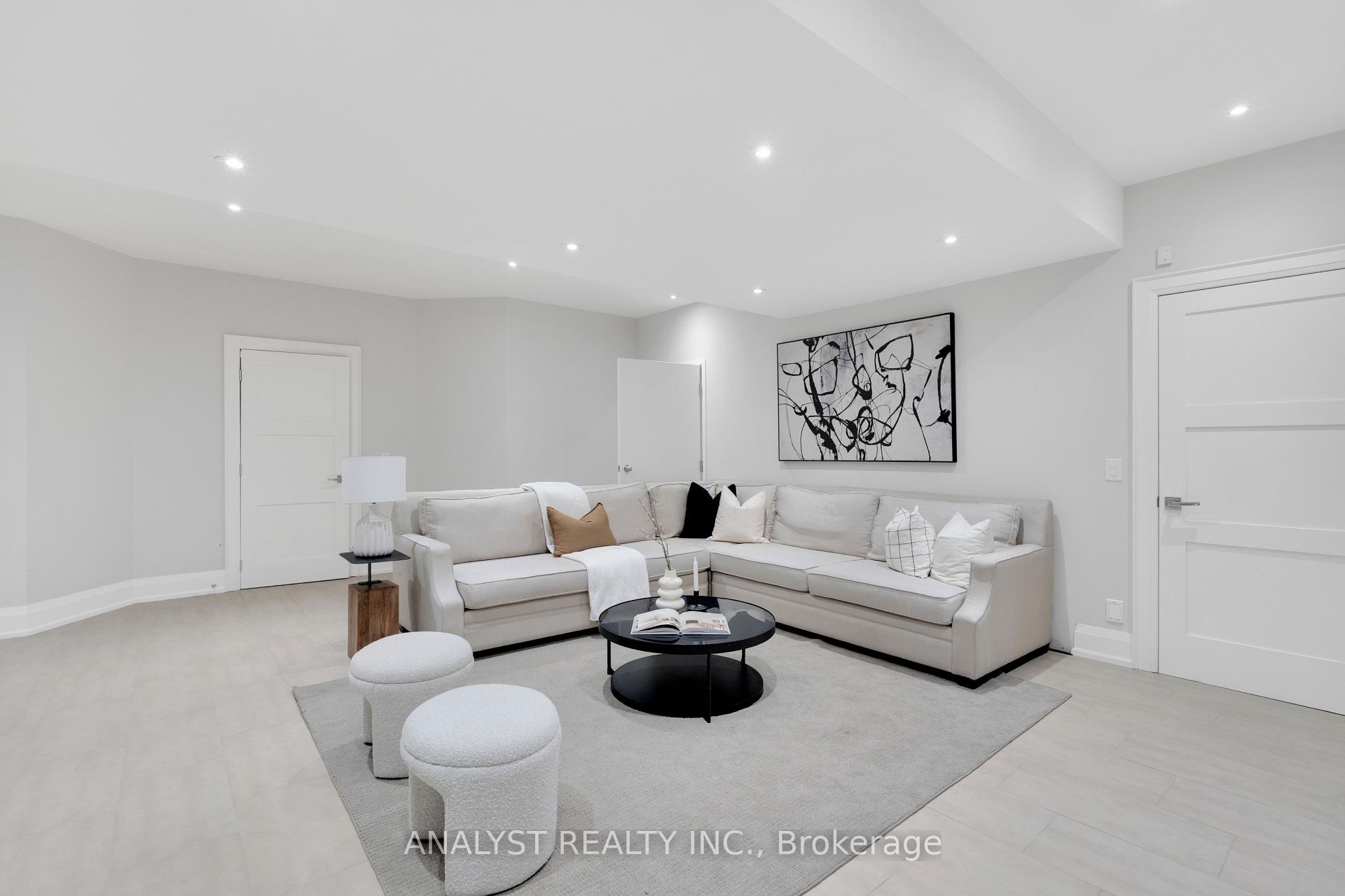 Photo 34 of 106 Donhill Crescent, Vaughan, Kleinburg — HOMEH