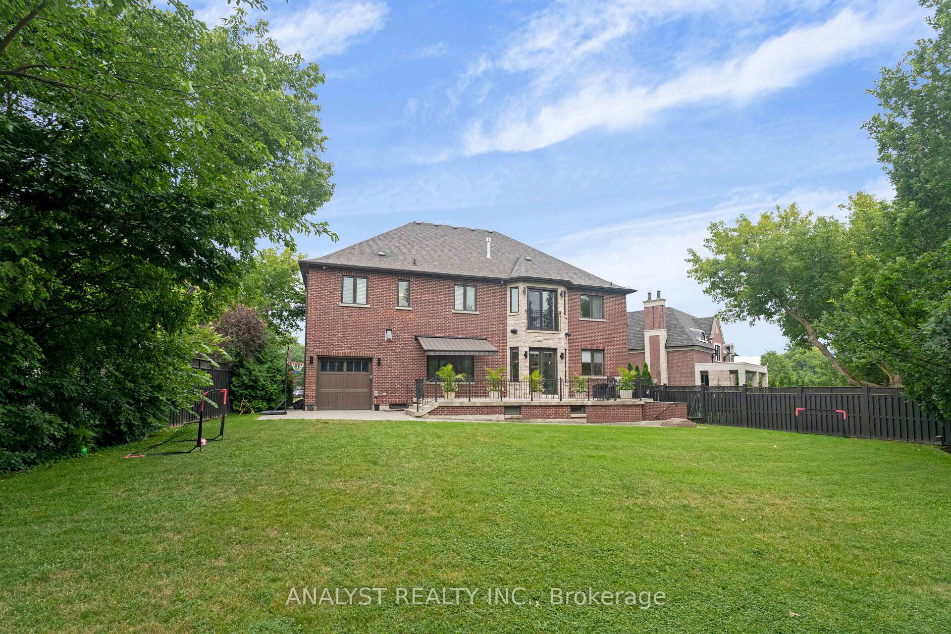 Photo 41 of 106 Donhill Crescent, Vaughan, Kleinburg — HOMEH