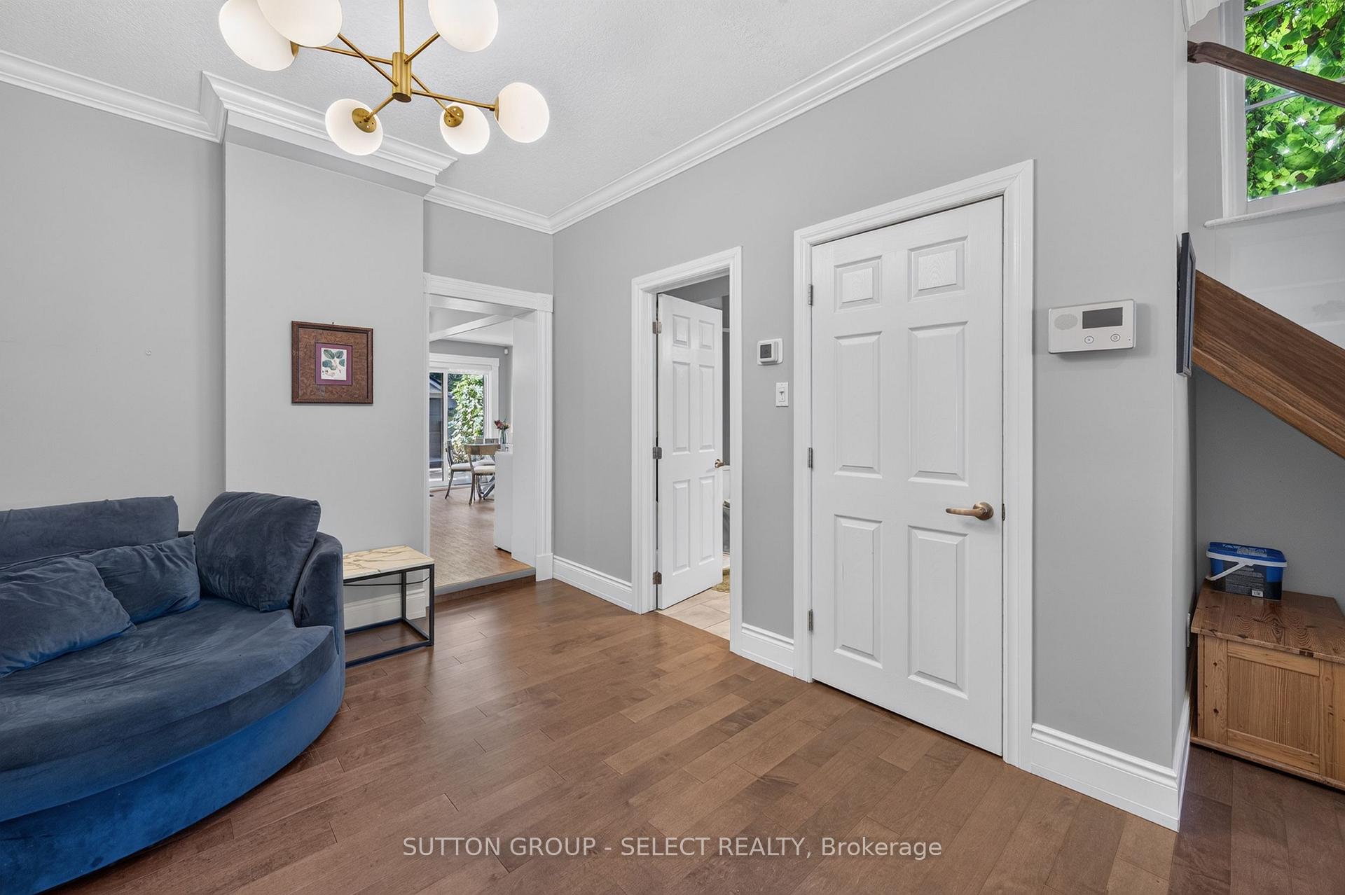 Photo 5 of 943 Colborne Street, London, East B — HOMEH