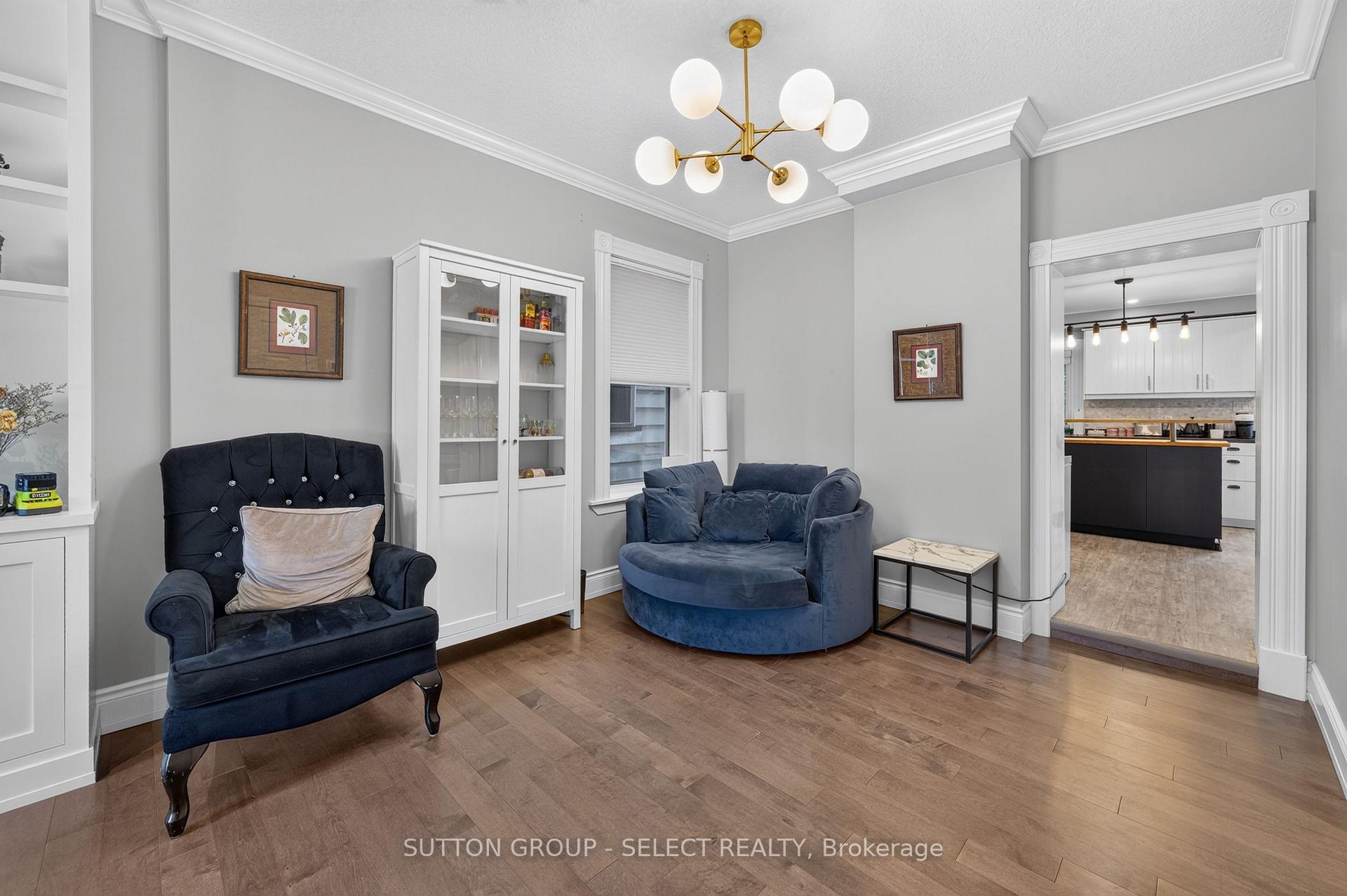 Photo 6 of 943 Colborne Street, London, East B — HOMEH