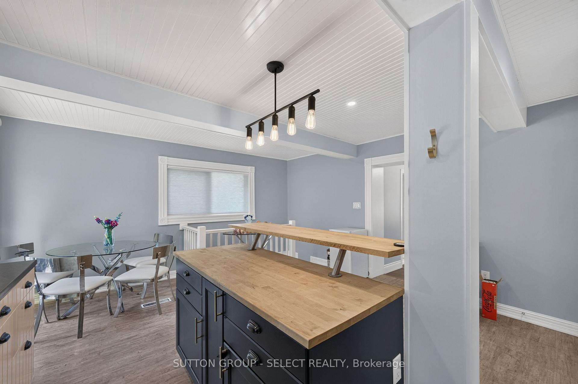 Photo 12 of 943 Colborne Street, London, East B — HOMEH