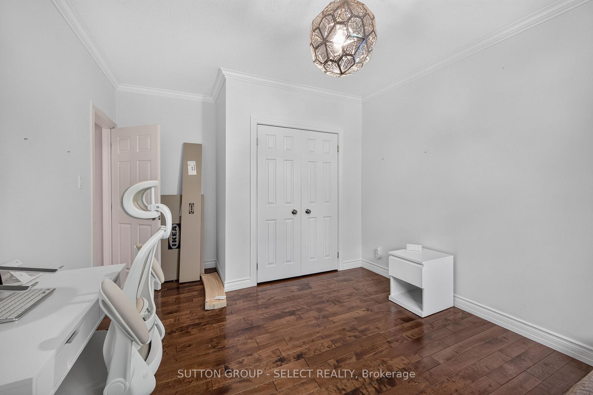 Photo 23 of 943 Colborne Street, London, East B — HOMEH