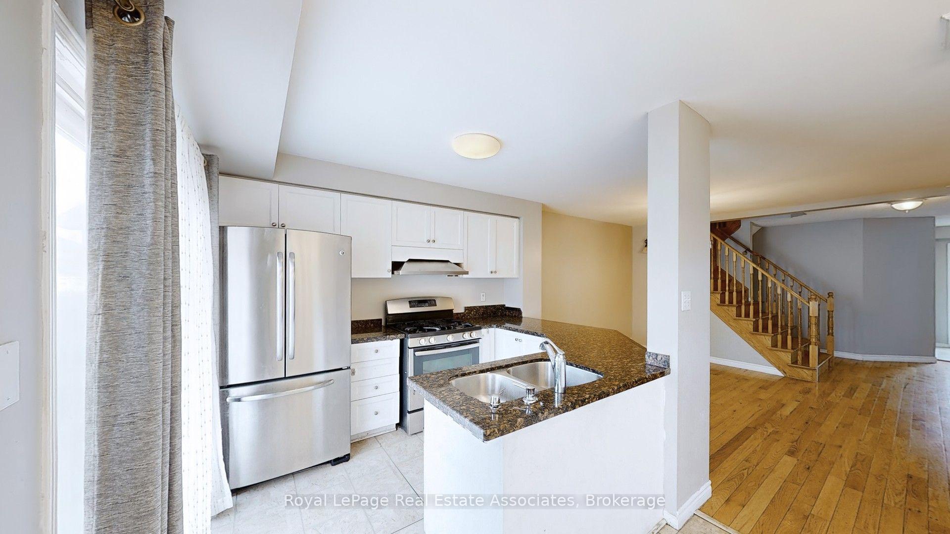 Photo 12 of Unit Upper, 3285 Apricot Street, Mississauga, Lisgar — HOMEH