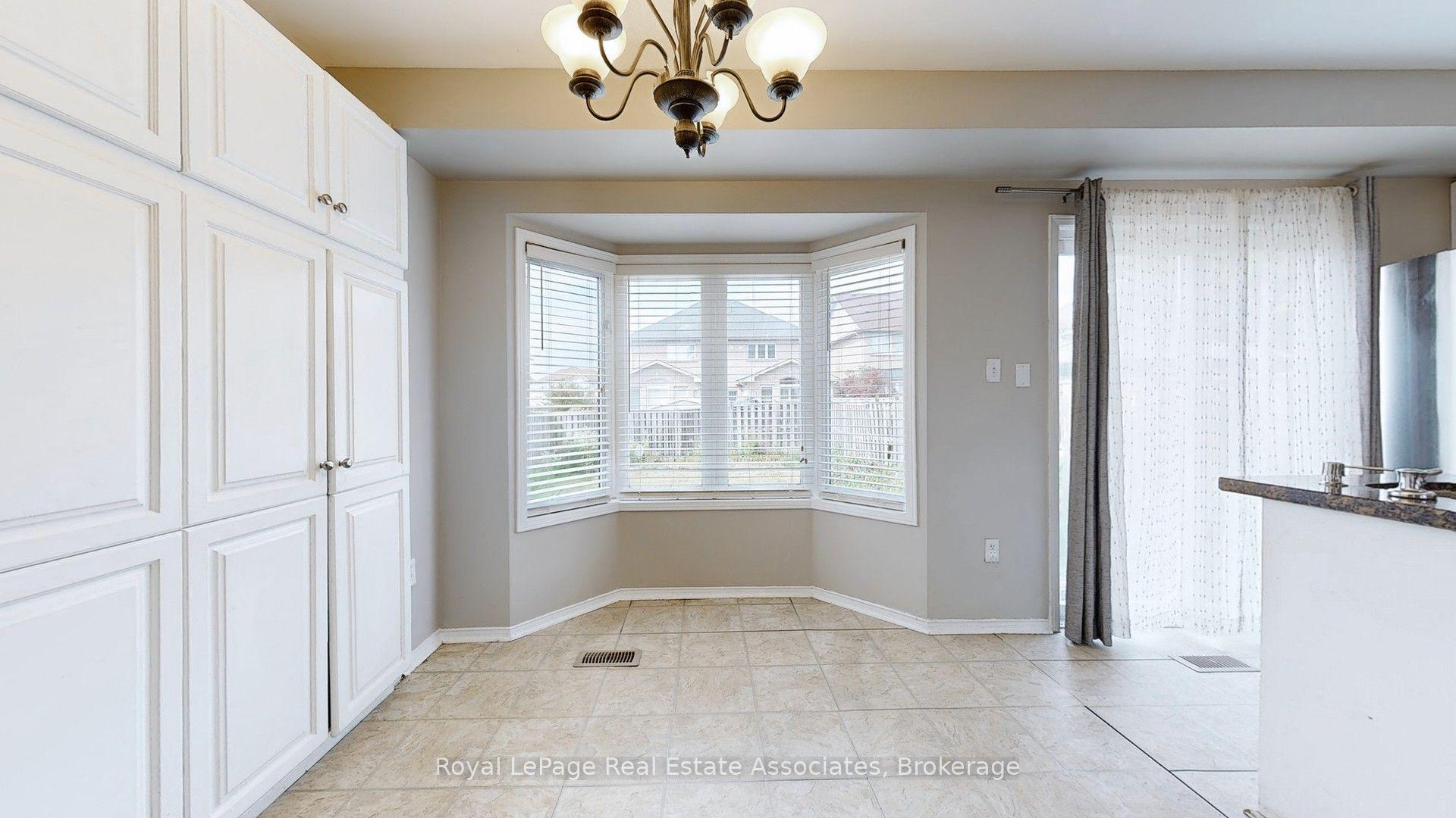 Photo 22 of Unit Upper, 3285 Apricot Street, Mississauga, Lisgar — HOMEH