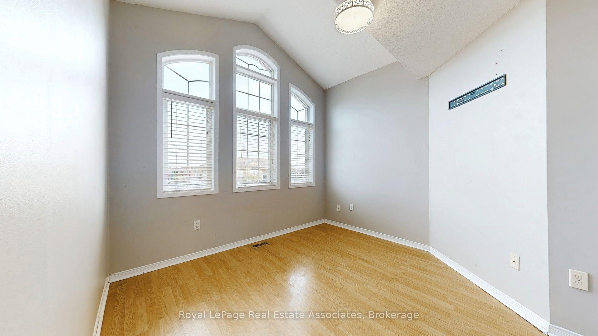 Photo 37 of Unit Upper, 3285 Apricot Street, Mississauga, Lisgar — HOMEH
