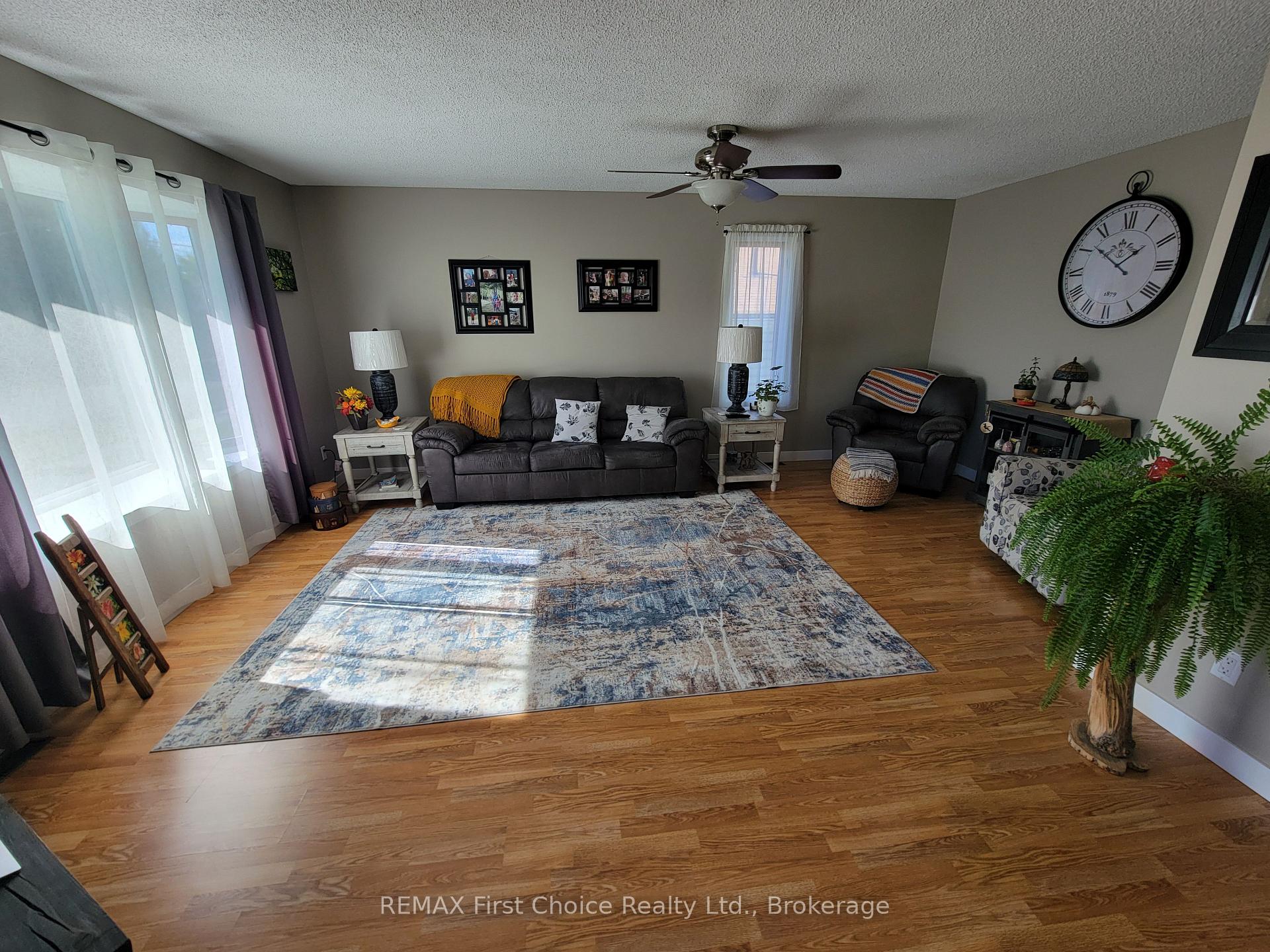 Photo 3 of 34 Hannah Street, Emo — HOMEH
