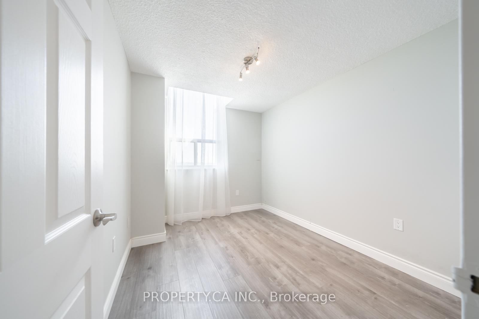 Photo 22 of Unit 1204, 355 Rathburn Road E, Mississauga, Rathwood — HOMEH