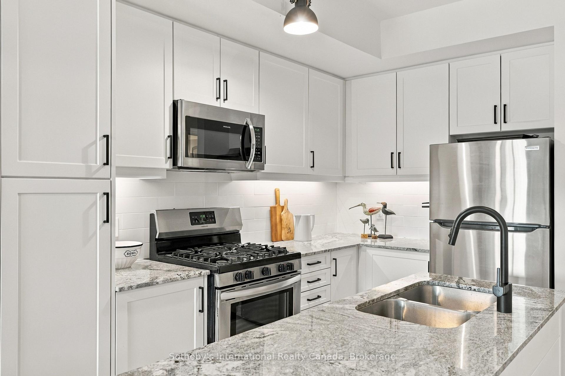 Photo 7 of Unit 206, 17 Spooner Crescent, Collingwood — HOMEH