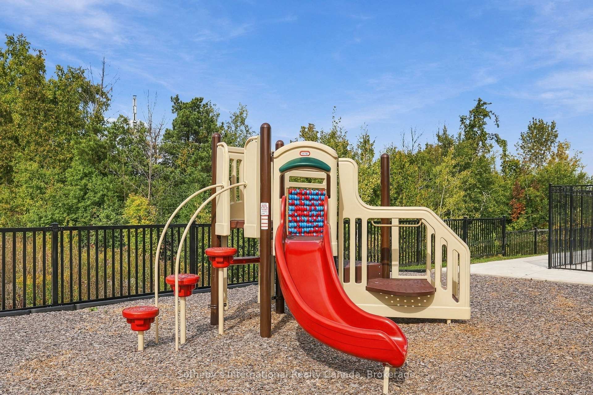 Photo 26 of Unit 206, 17 Spooner Crescent, Collingwood — HOMEH