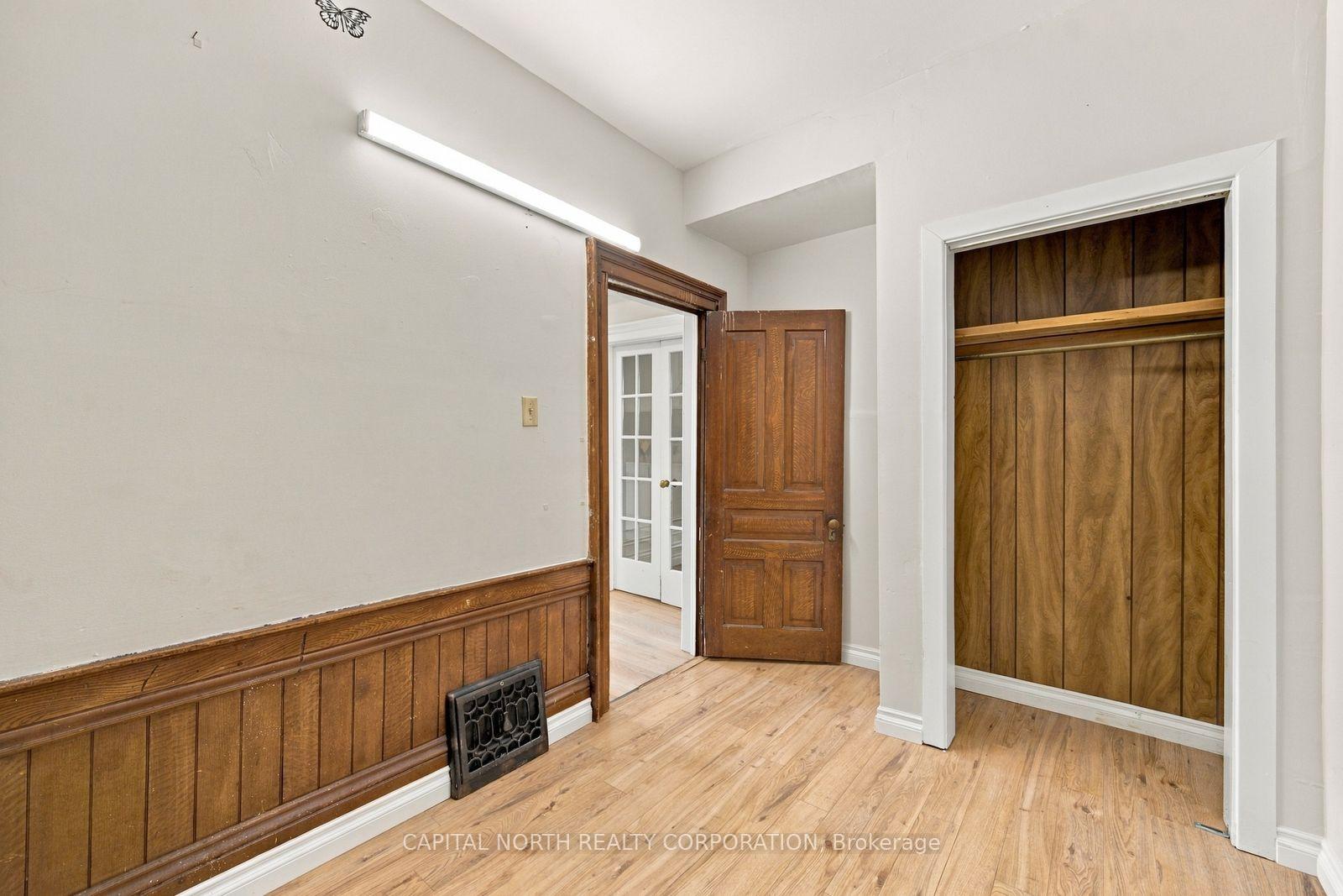Photo 22 of Unit 2, 104 Wellington Street E, Aurora, Aurora Village — HOMEH