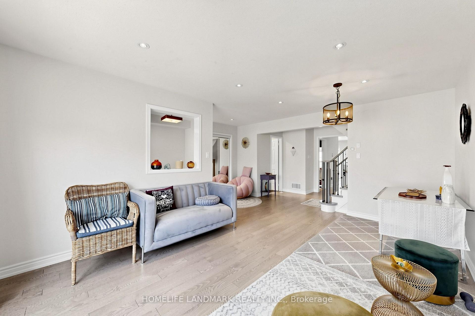 Photo 8 of 247 Mingay Avenue, Markham, Wismer — HOMEH