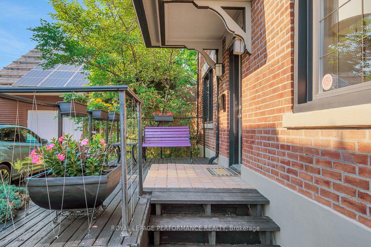 Photo 2 of 13 Wolff Street, Ottawa, Overbrook — HOMEH