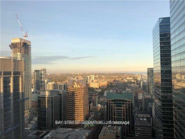 Photo 11 of Unit 4306, 70 Temperance Street, Toronto, Bay Street Corridor — HOMEH