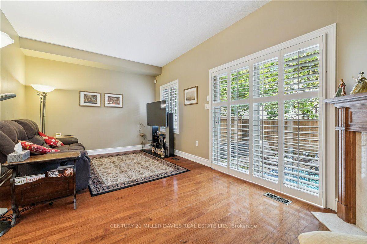 Photo 16 of Unit 8, 1019 North Shore Boulevard, Burlington, LaSalle — HOMEH