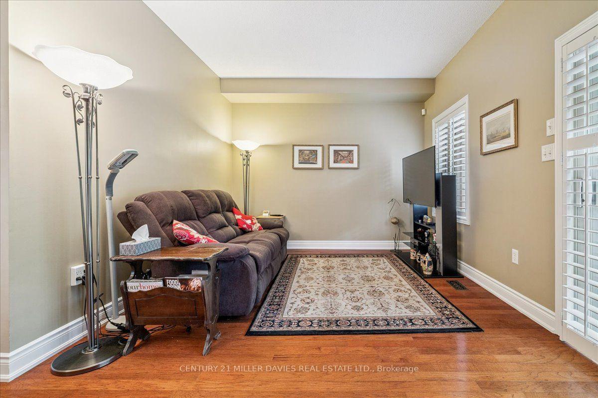 Photo 17 of Unit 8, 1019 North Shore Boulevard, Burlington, LaSalle — HOMEH