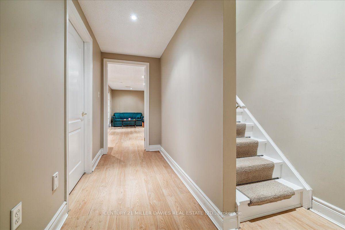 Photo 35 of Unit 8, 1019 North Shore Boulevard, Burlington, LaSalle — HOMEH