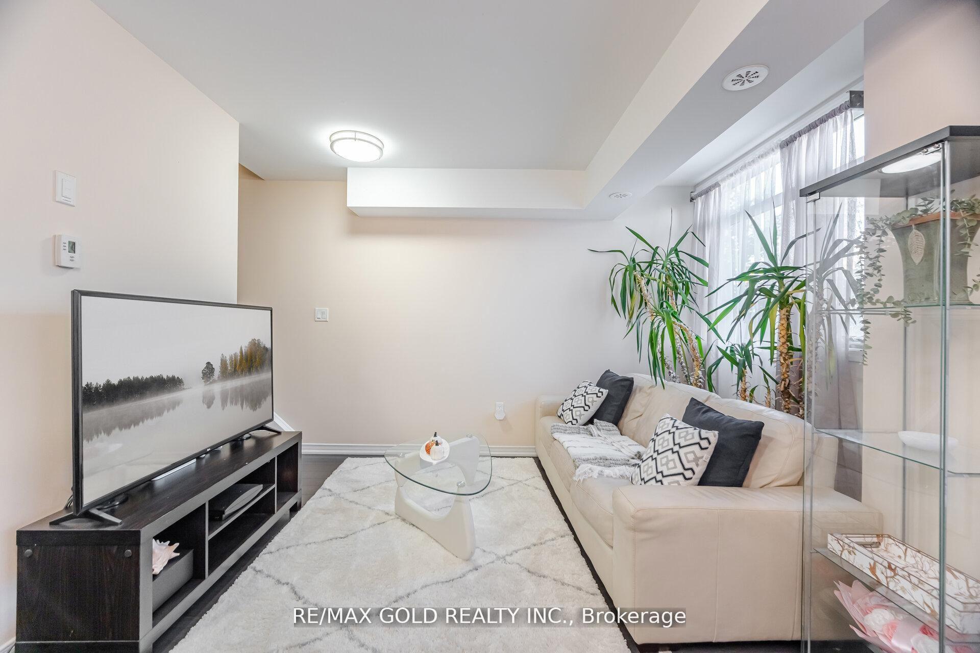 Photo 13 of Unit 317, 80 Orchid Place E, Scarborough, Malvern — HOMEH