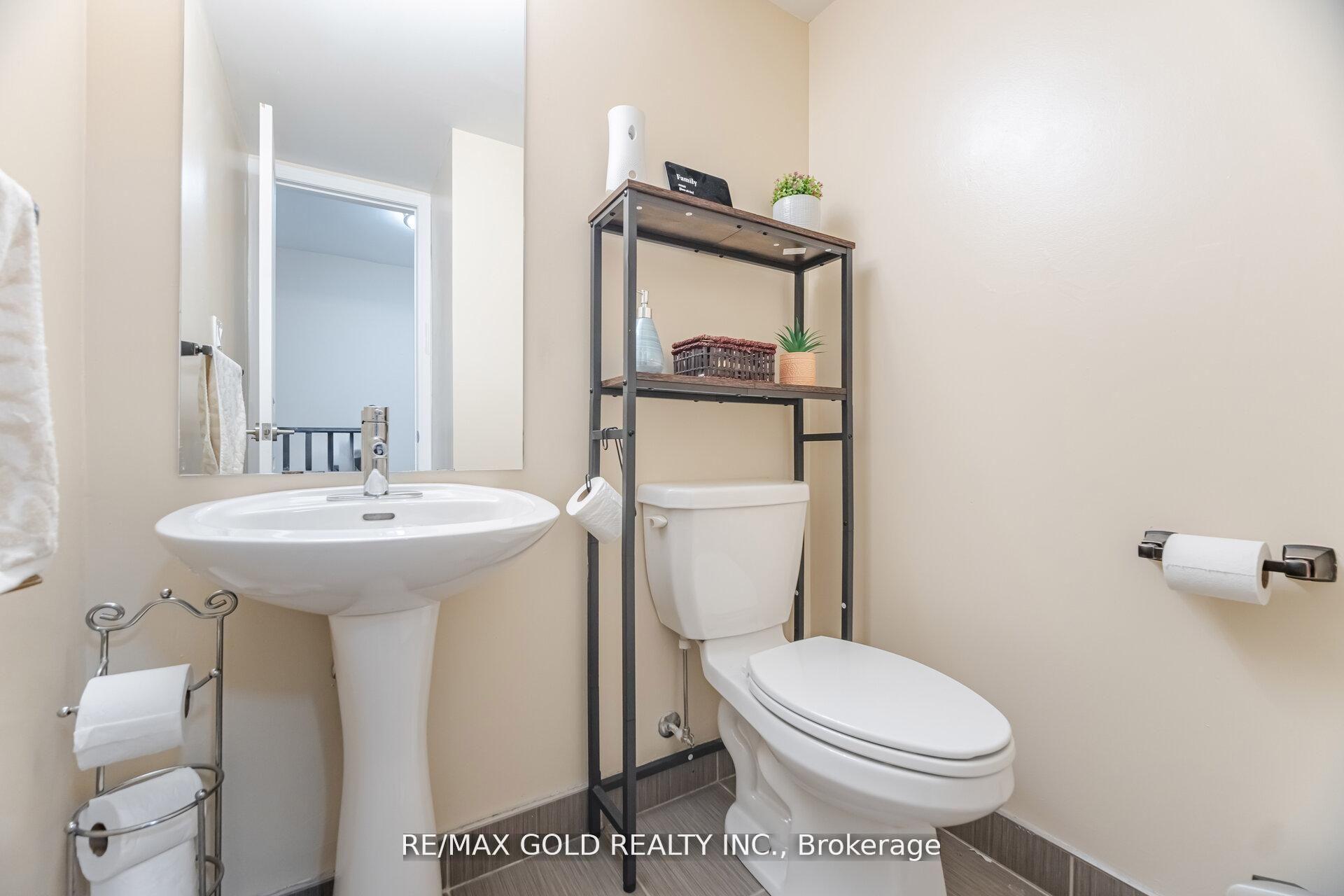 Photo 16 of Unit 317, 80 Orchid Place E, Scarborough, Malvern — HOMEH