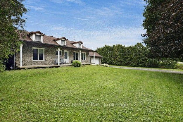 Photo 2 of 1118 Bay Road, Champlain, L'Orignal — HOMEH