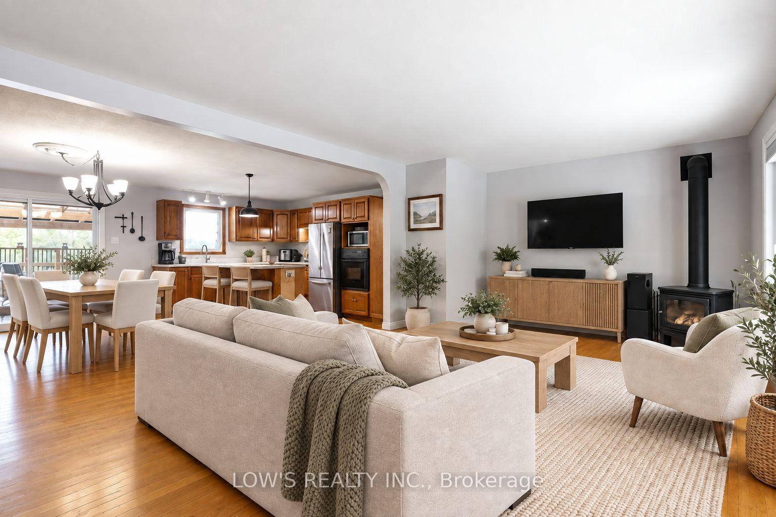 Photo 8 of 1118 Bay Road, Champlain, L'Orignal — HOMEH