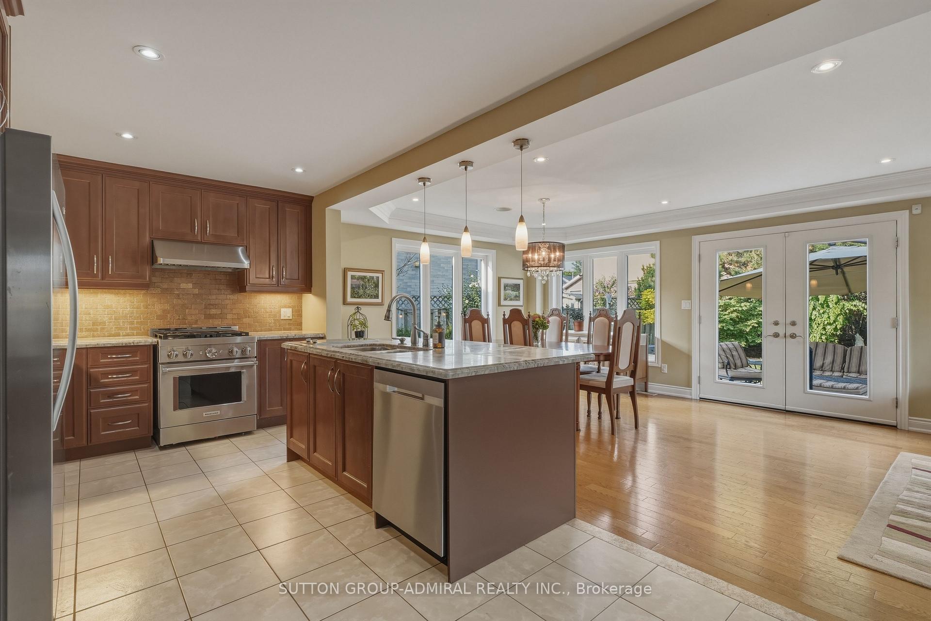 Photo 6 of 90 Brillinger Street, Richmond Hill, North Richvale — HOMEH
