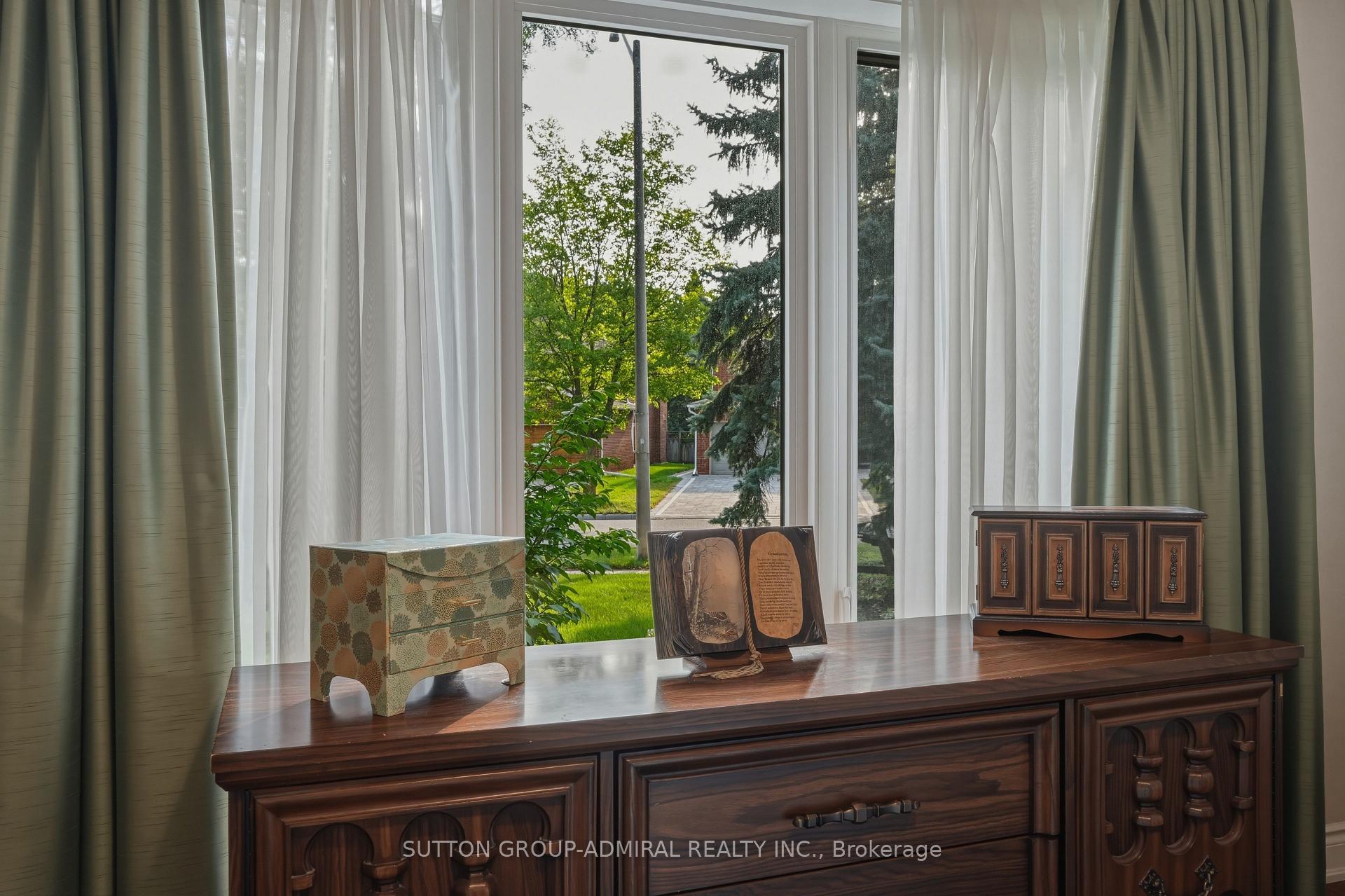 Photo 19 of 90 Brillinger Street, Richmond Hill, North Richvale — HOMEH