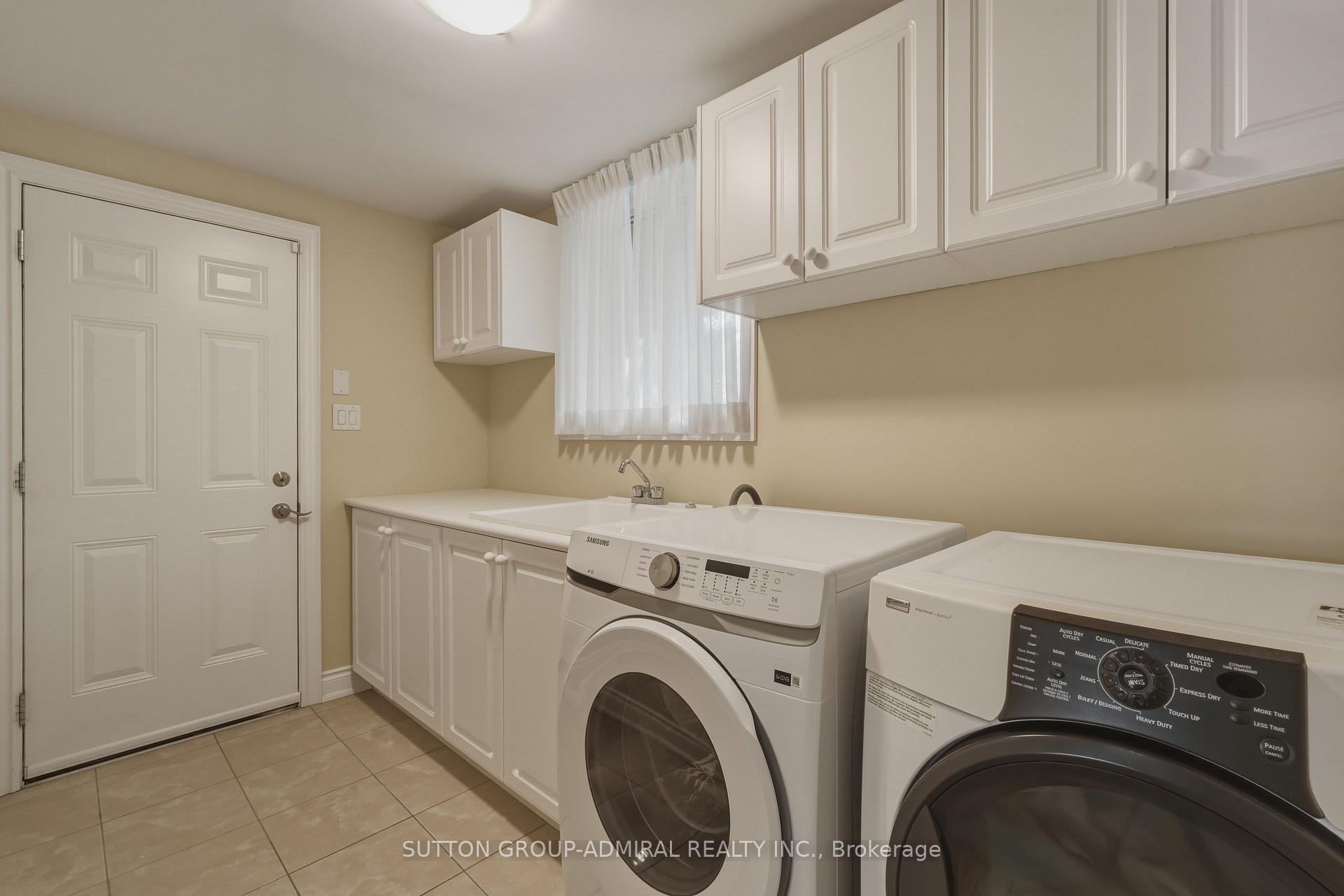 Photo 20 of 90 Brillinger Street, Richmond Hill, North Richvale — HOMEH