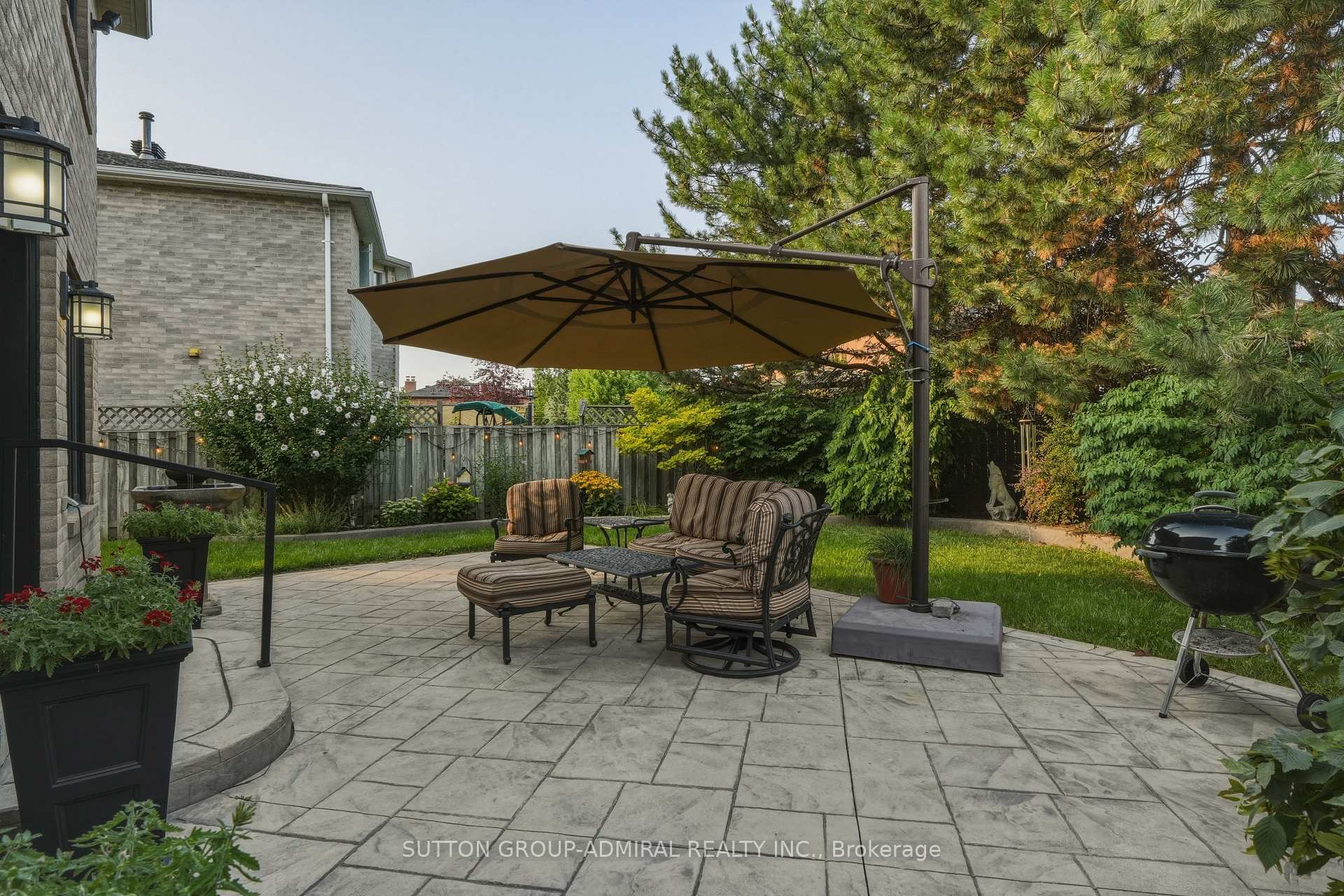 Photo 36 of 90 Brillinger Street, Richmond Hill, North Richvale — HOMEH