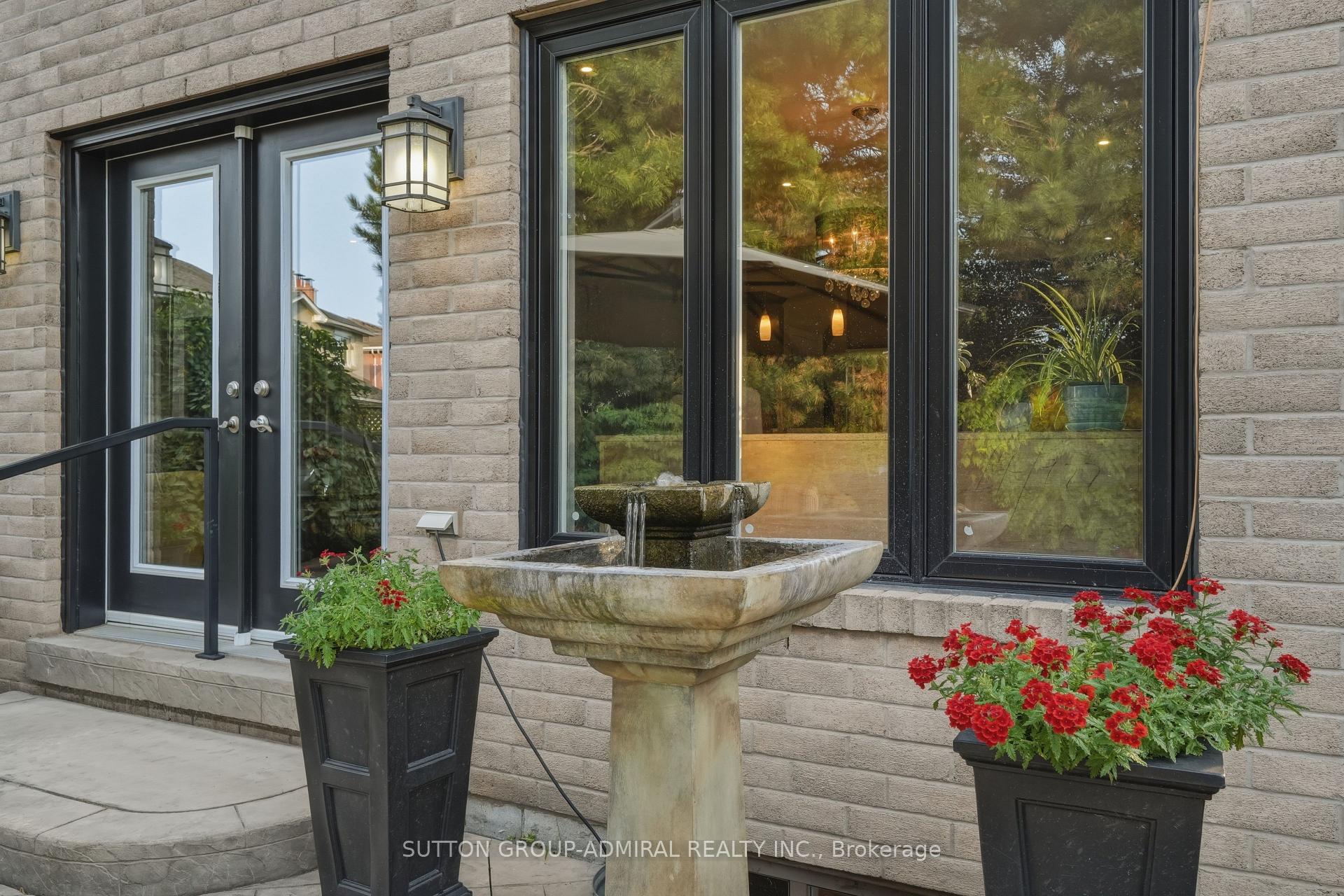 Photo 38 of 90 Brillinger Street, Richmond Hill, North Richvale — HOMEH