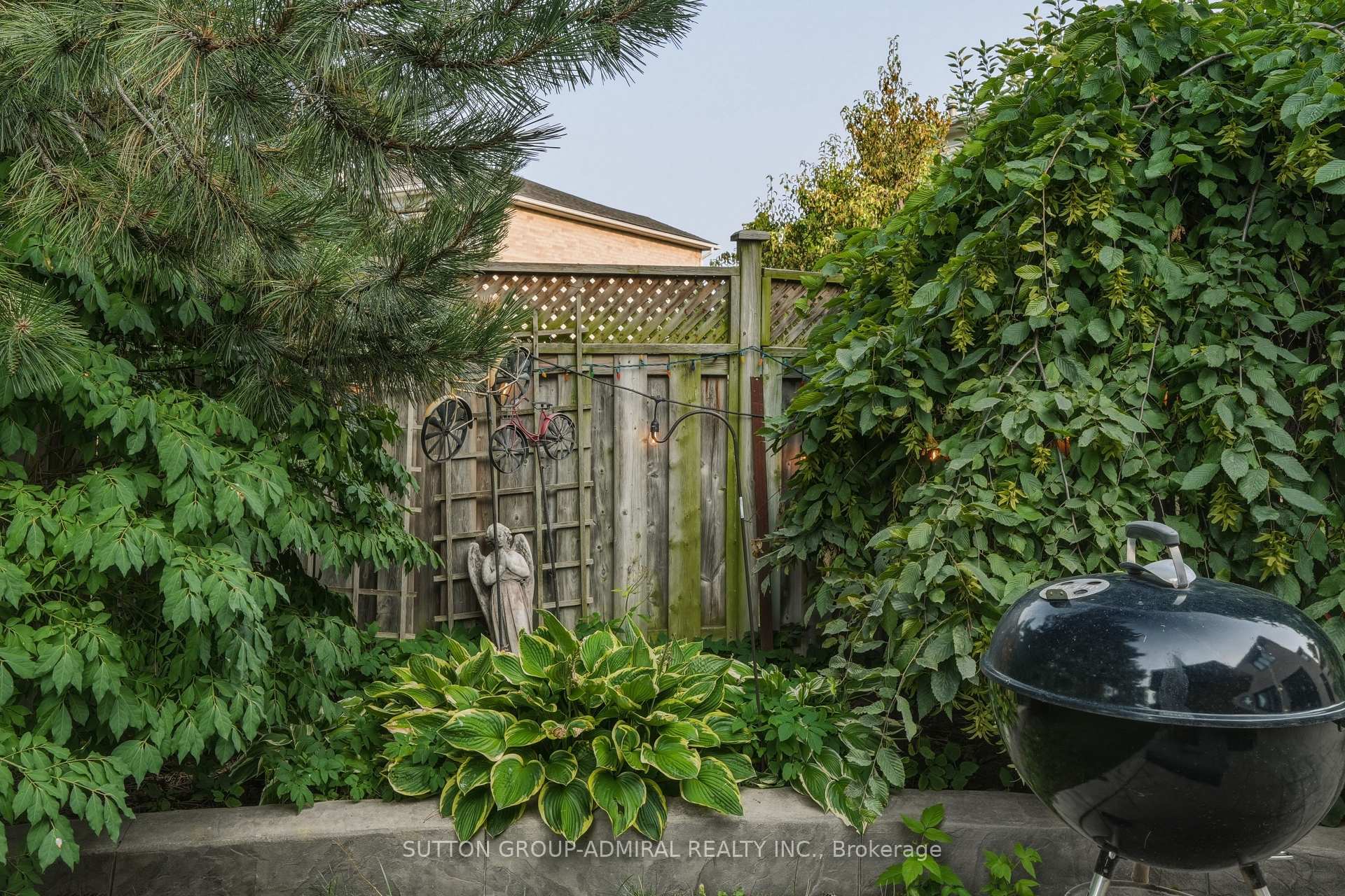Photo 44 of 90 Brillinger Street, Richmond Hill, North Richvale — HOMEH