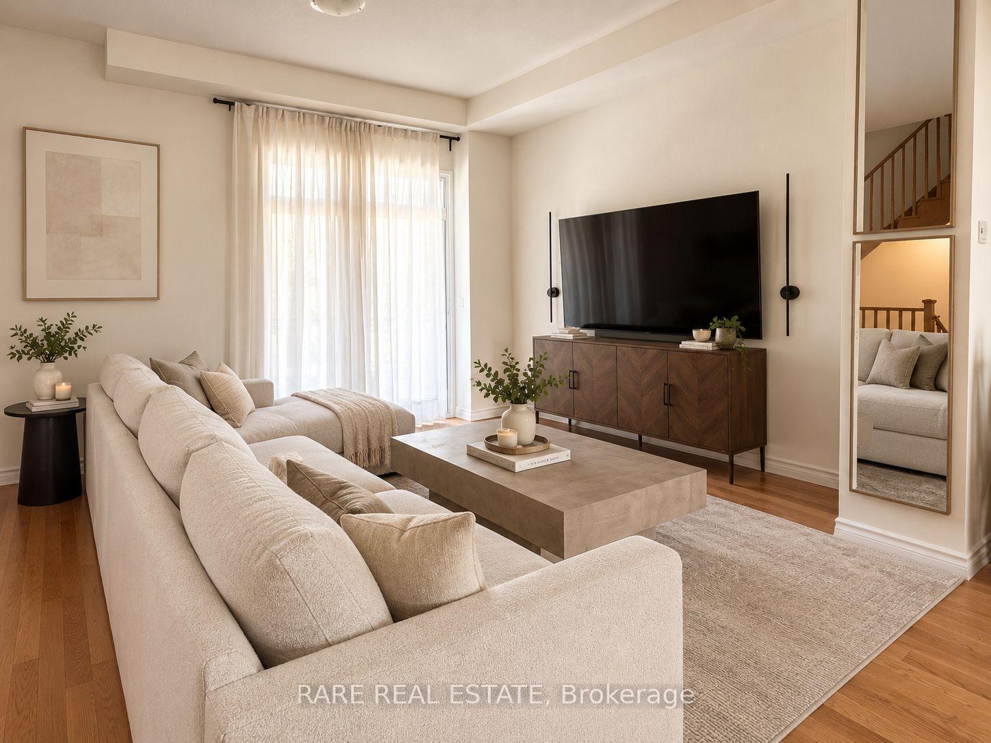 Photo 3 of 55 Inverary Crescent, Vaughan, Elder Mills — HOMEH