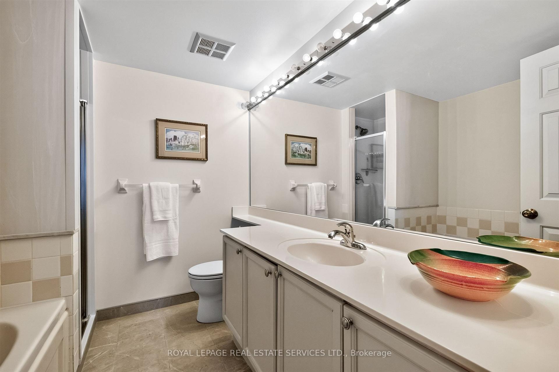 Photo 23 of Unit 1711, 101 Subway Crescent, Etobicoke, Islington-City Centre West — HOMEH
