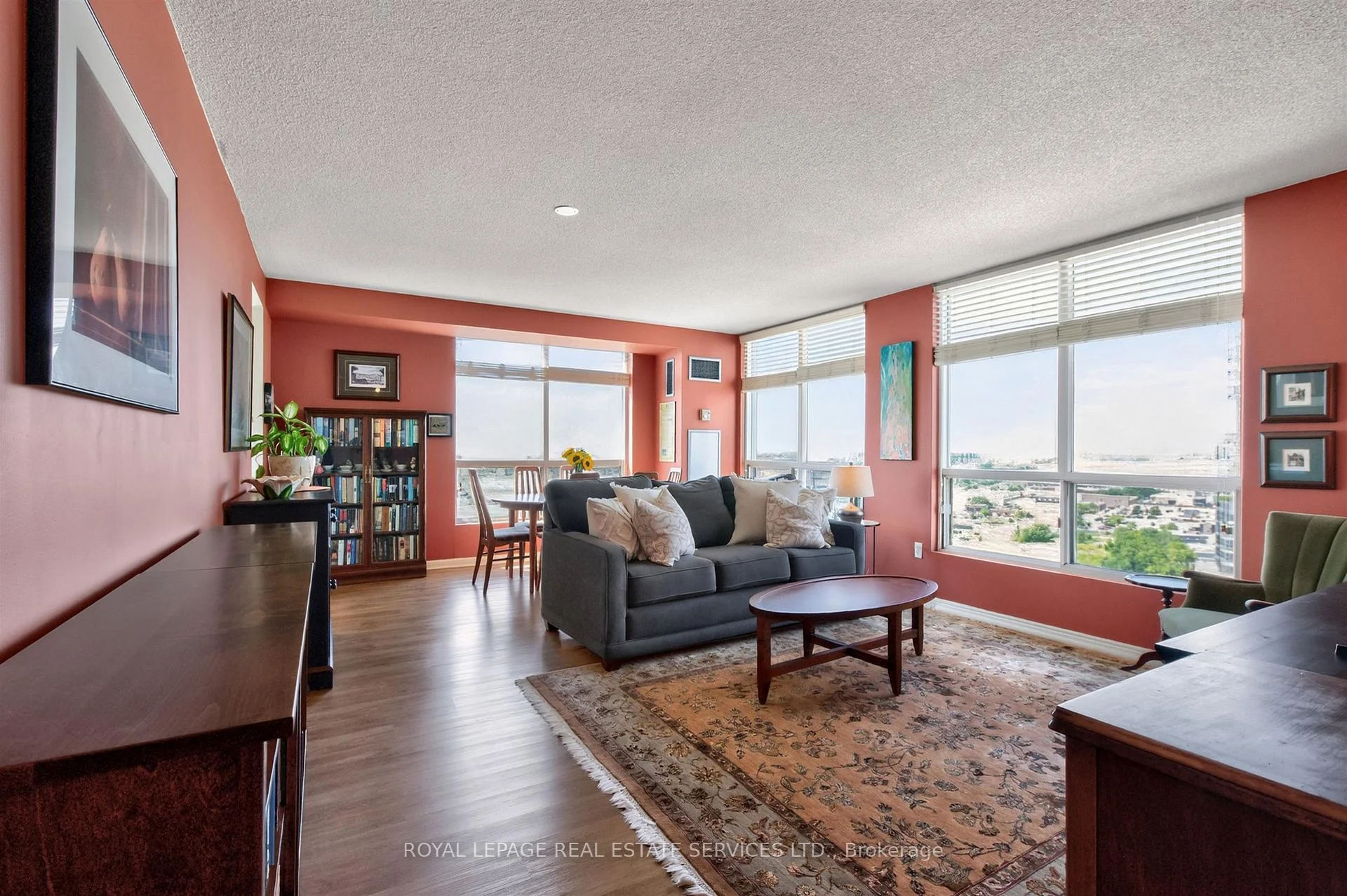 Photo 8 of Unit 1711, 101 Subway Crescent, Etobicoke, Islington-City Centre West — HOMEH