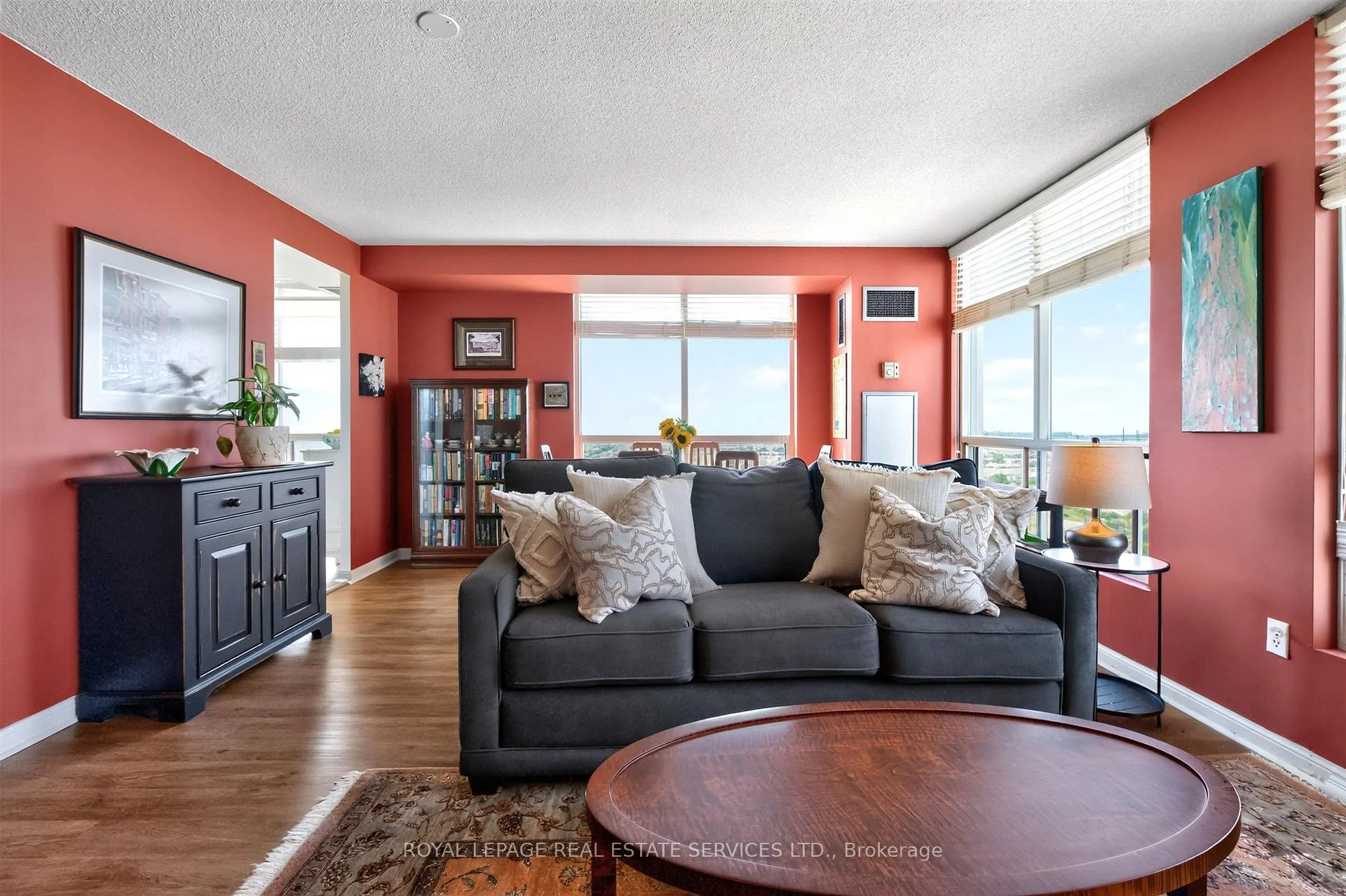 Photo 10 of Unit 1711, 101 Subway Crescent, Etobicoke, Islington-City Centre West — HOMEH