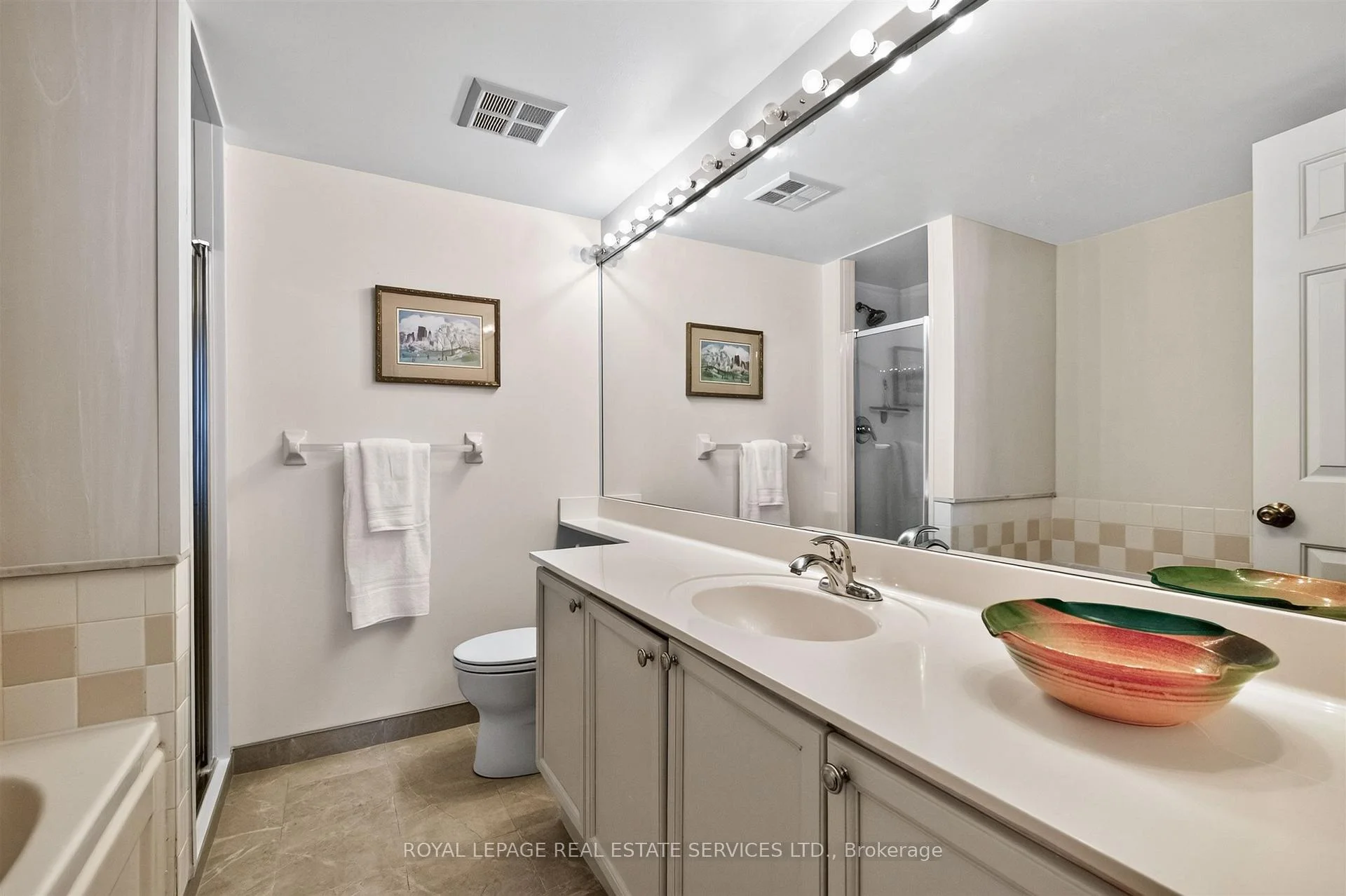 Photo 38 of Unit 1711, 101 Subway Crescent, Etobicoke, Islington-City Centre West — HOMEH