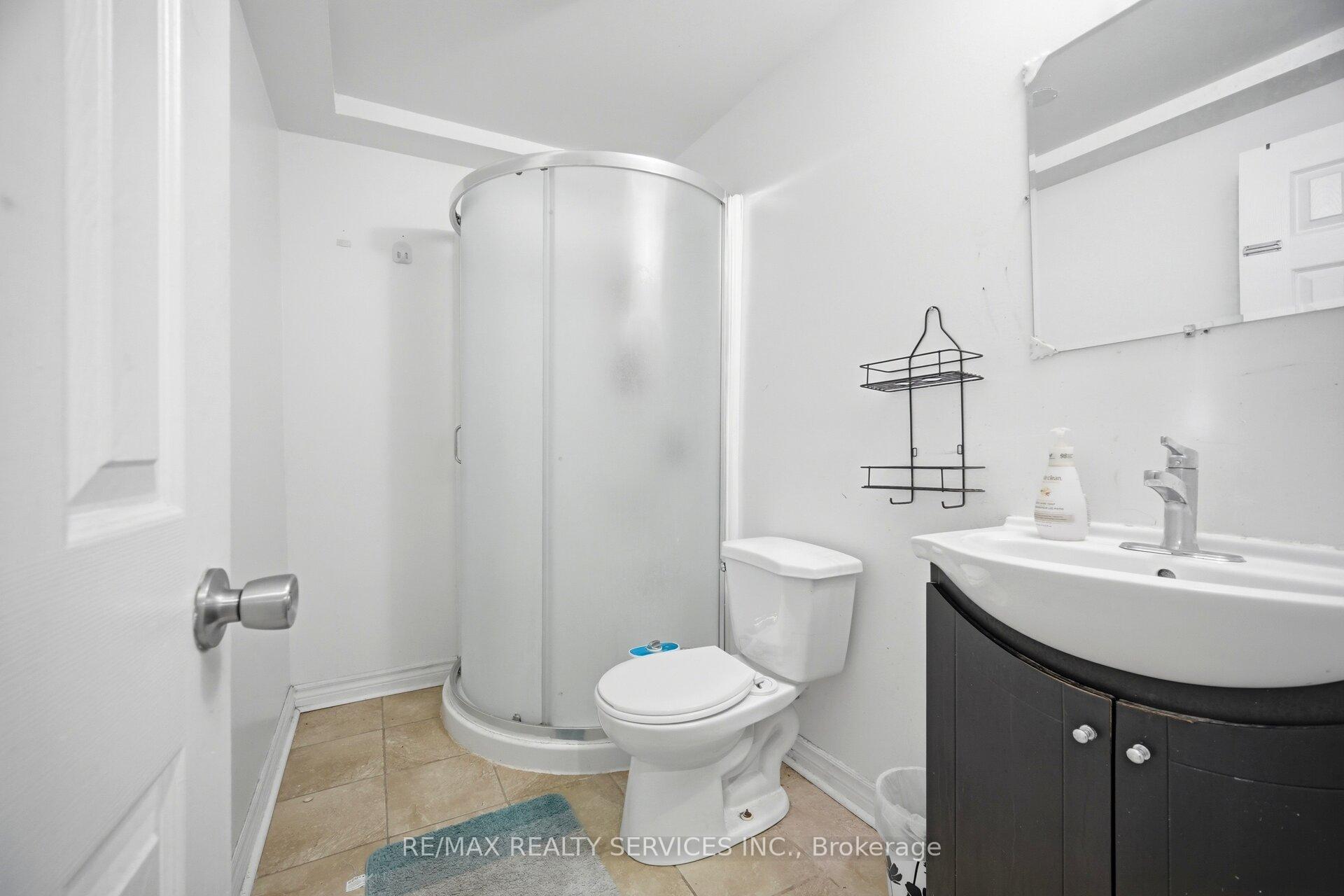 Photo 44 of 29 Lonestar Crescent, Brampton, Fletcher's Meadow — HOMEH