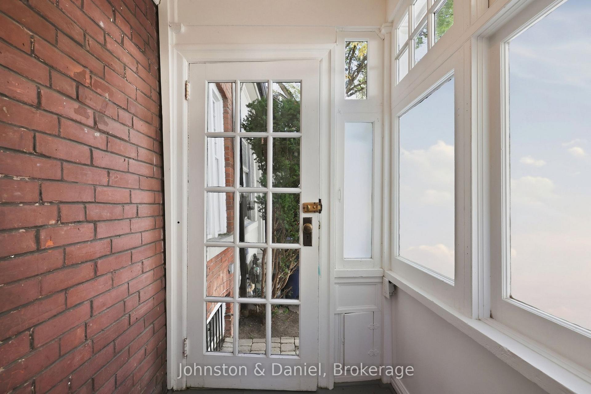 Photo 3 of 17 Gibson Avenue, Toronto, The Annex — HOMEH