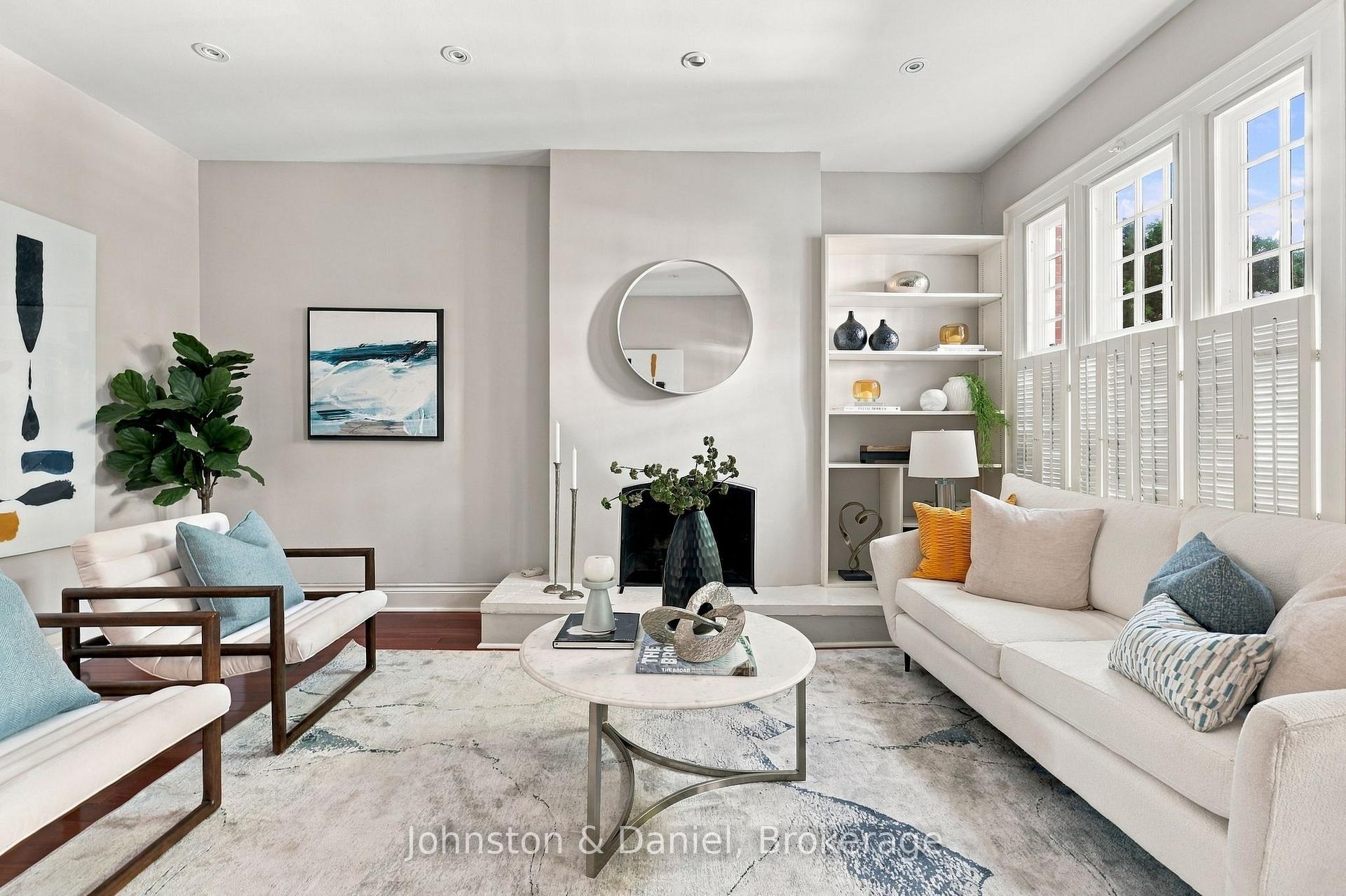 Photo 4 of 17 Gibson Avenue, Toronto, The Annex — HOMEH