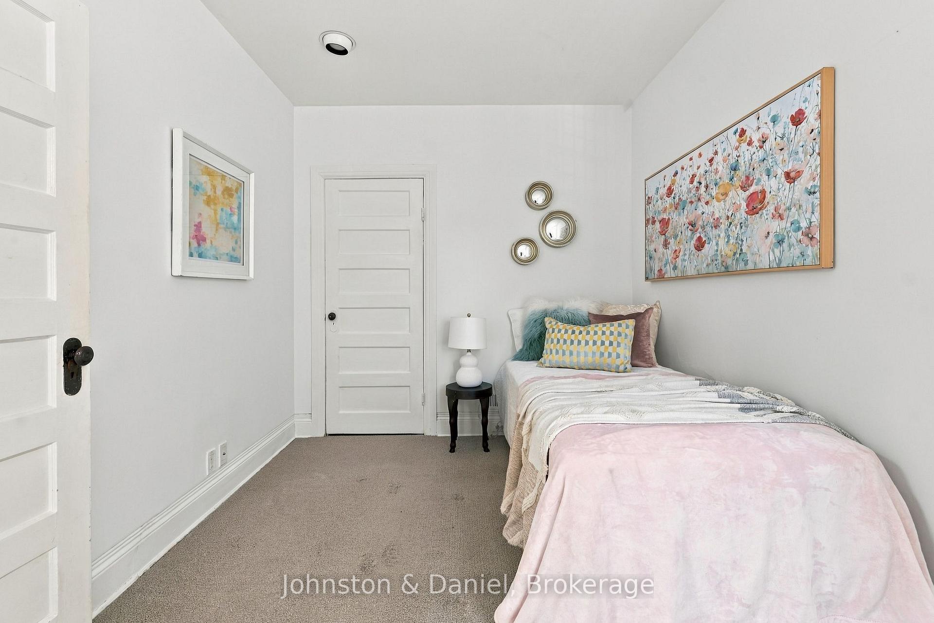 Photo 20 of 17 Gibson Avenue, Toronto, The Annex — HOMEH